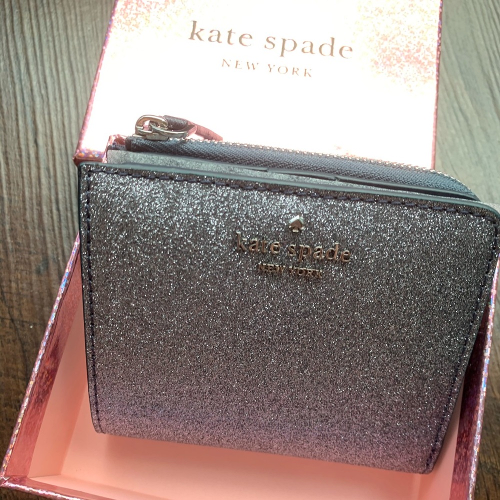 Kate Spade Joeley Boxed Small L-Zip Bifold Wallet